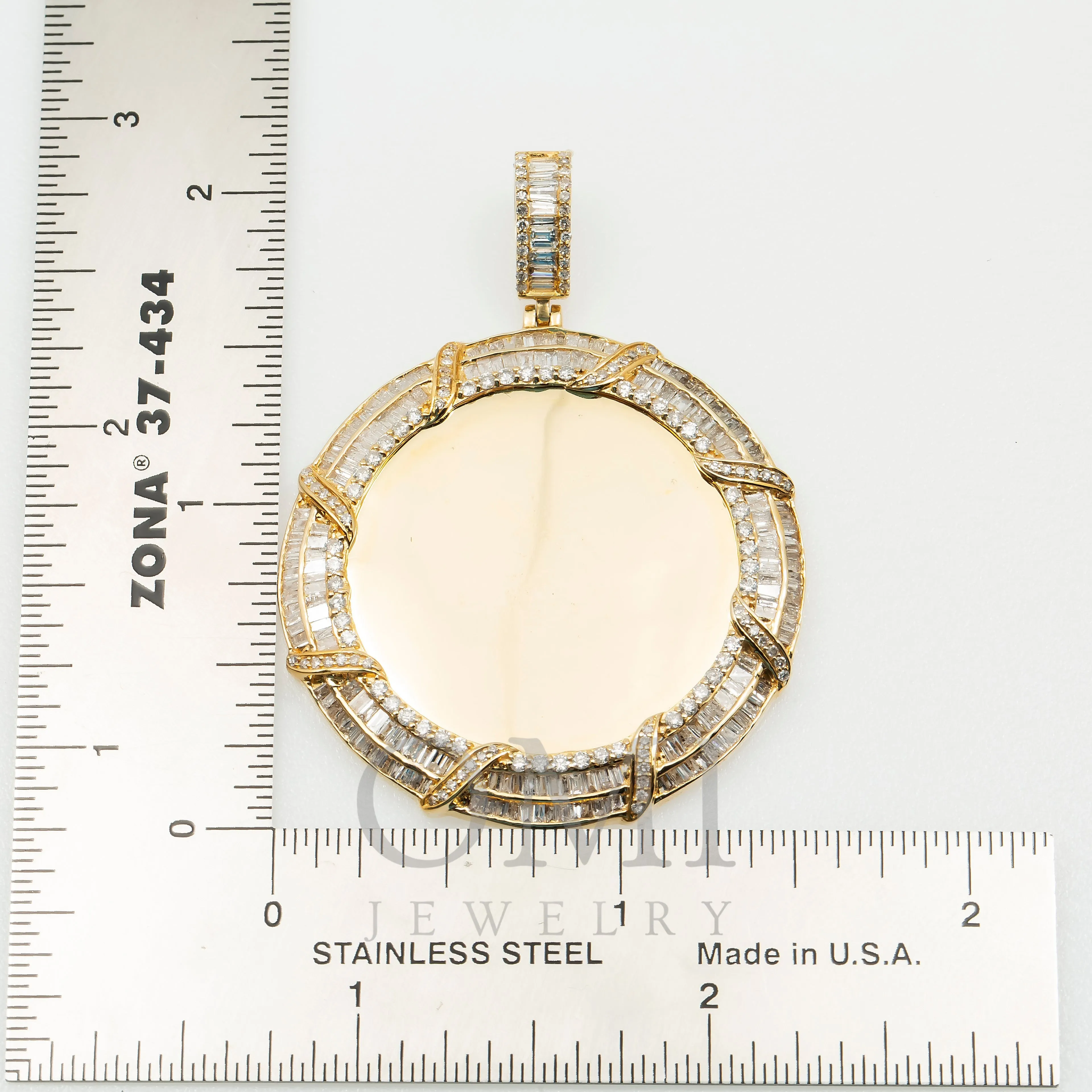 14K GOLD BAGUETTE DIAMOND CIRCLE PICTURE PENDANT 2.90 CT