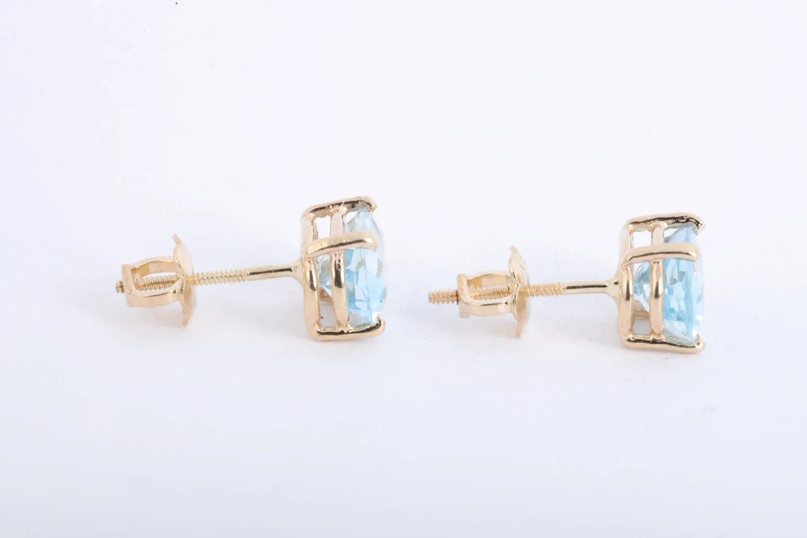 14k Yellow Gold 2.00tcw Aquamarine Stud Earrings (1.64g.)