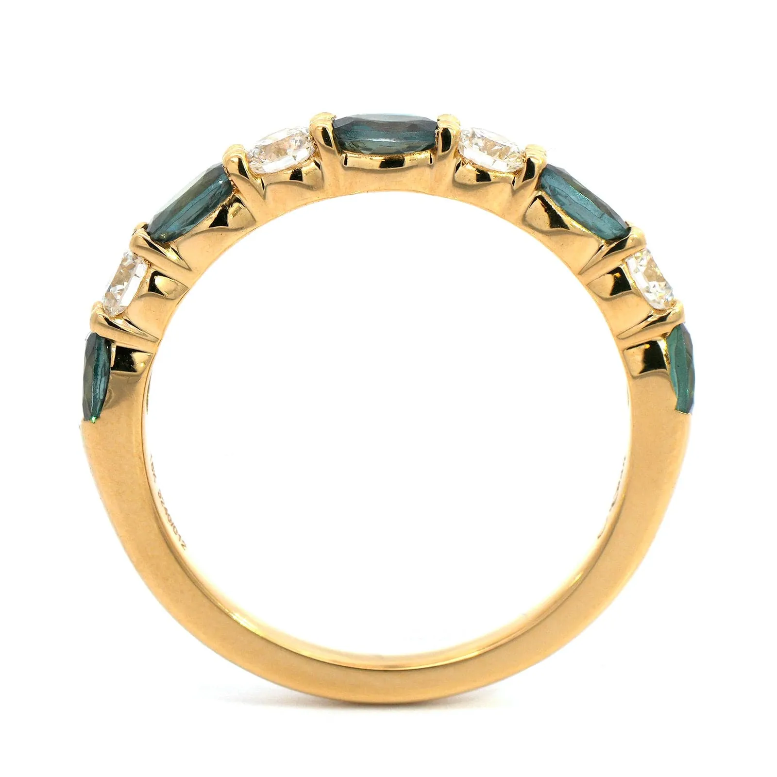 18K Yellow Gold Alternating Oval Alexandrite and Diamond Band