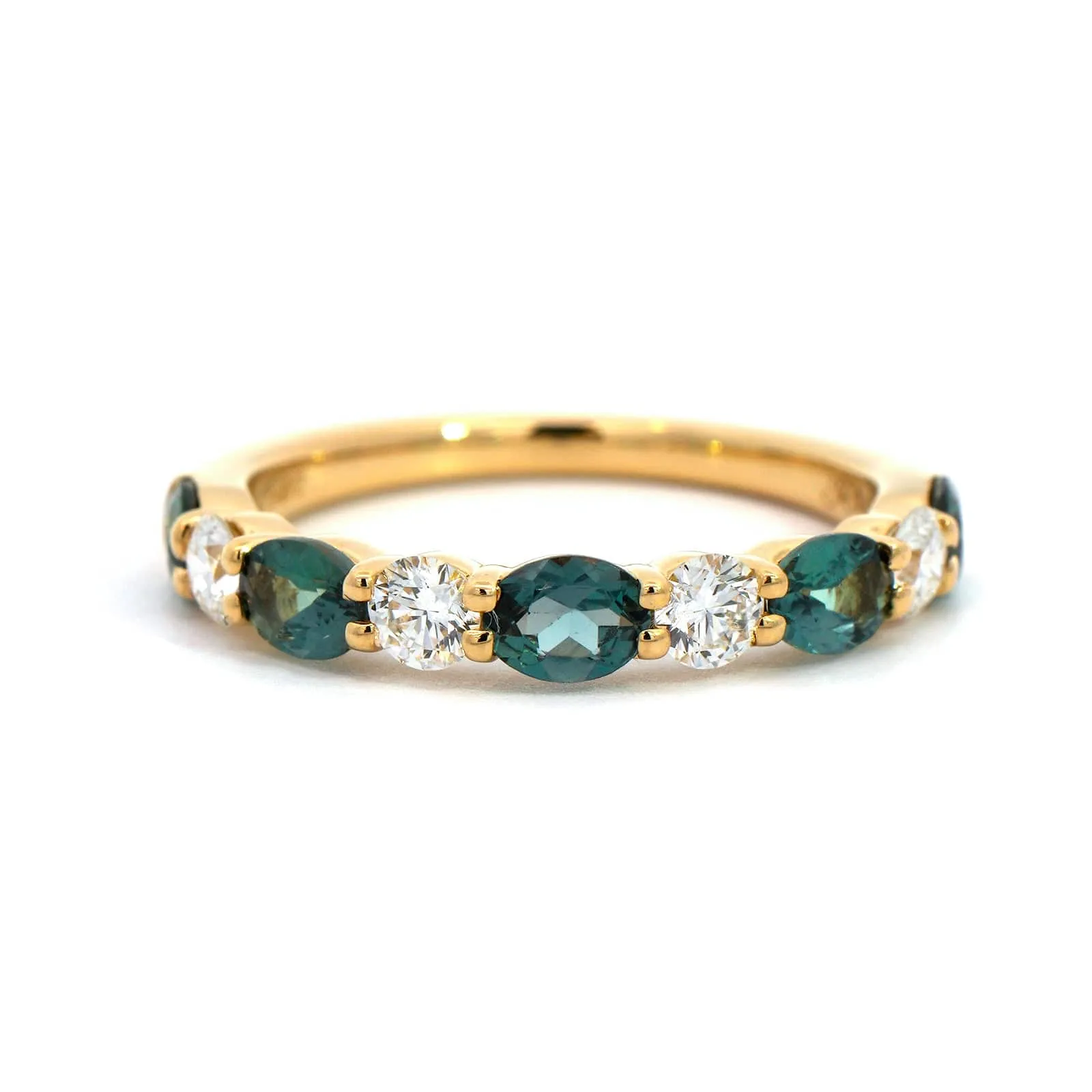 18K Yellow Gold Alternating Oval Alexandrite and Diamond Band