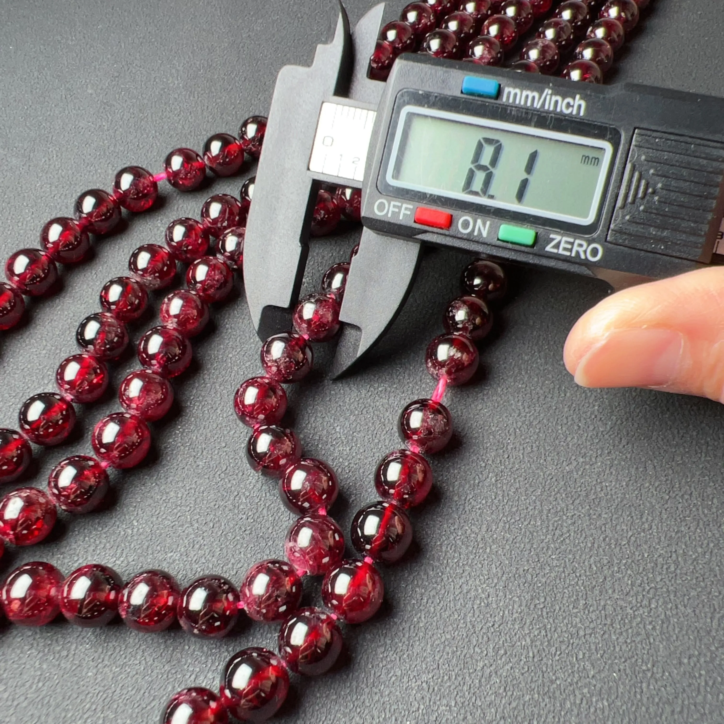 8 - 8.5mm Natural Almandine Red Garnet Round Bead Strands for DIY Jewelry Project