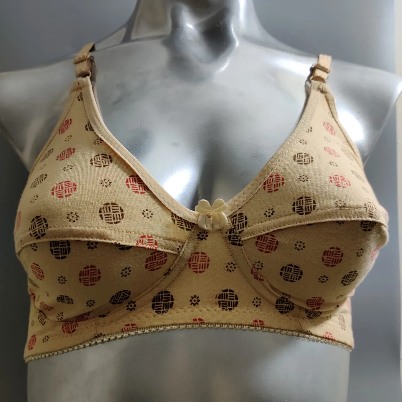 COMFORT NON-PADDED NON-WIRED BRA ZB6 (6 Design)