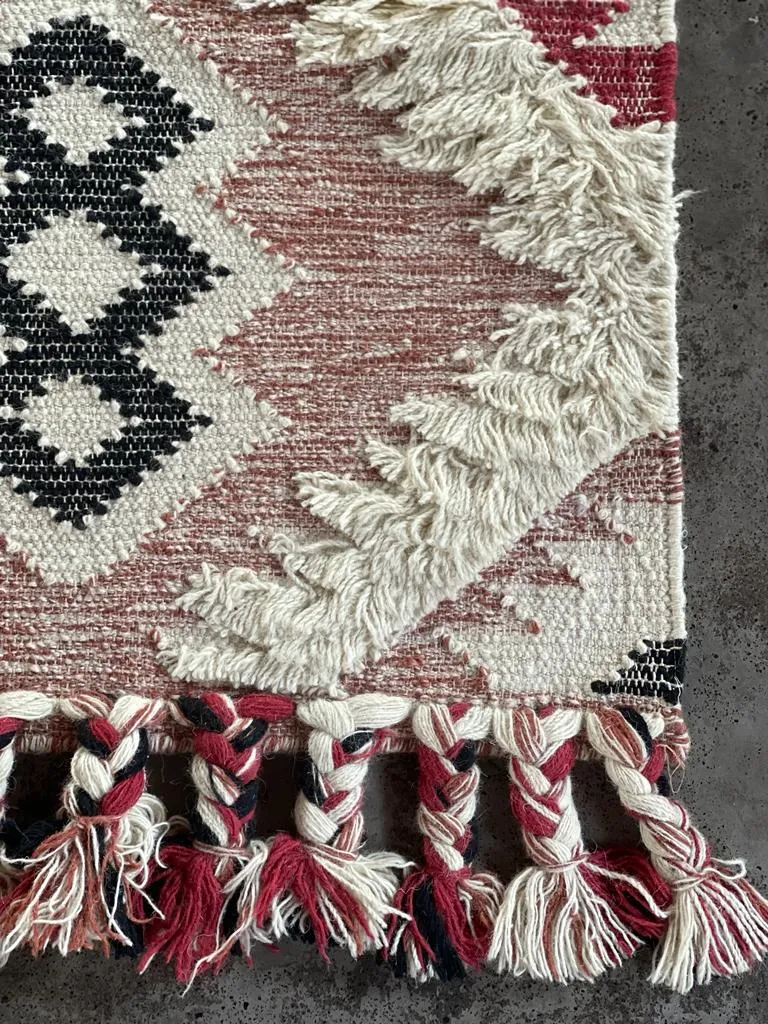 Hand Knotted Wool & Cotton RUG 38