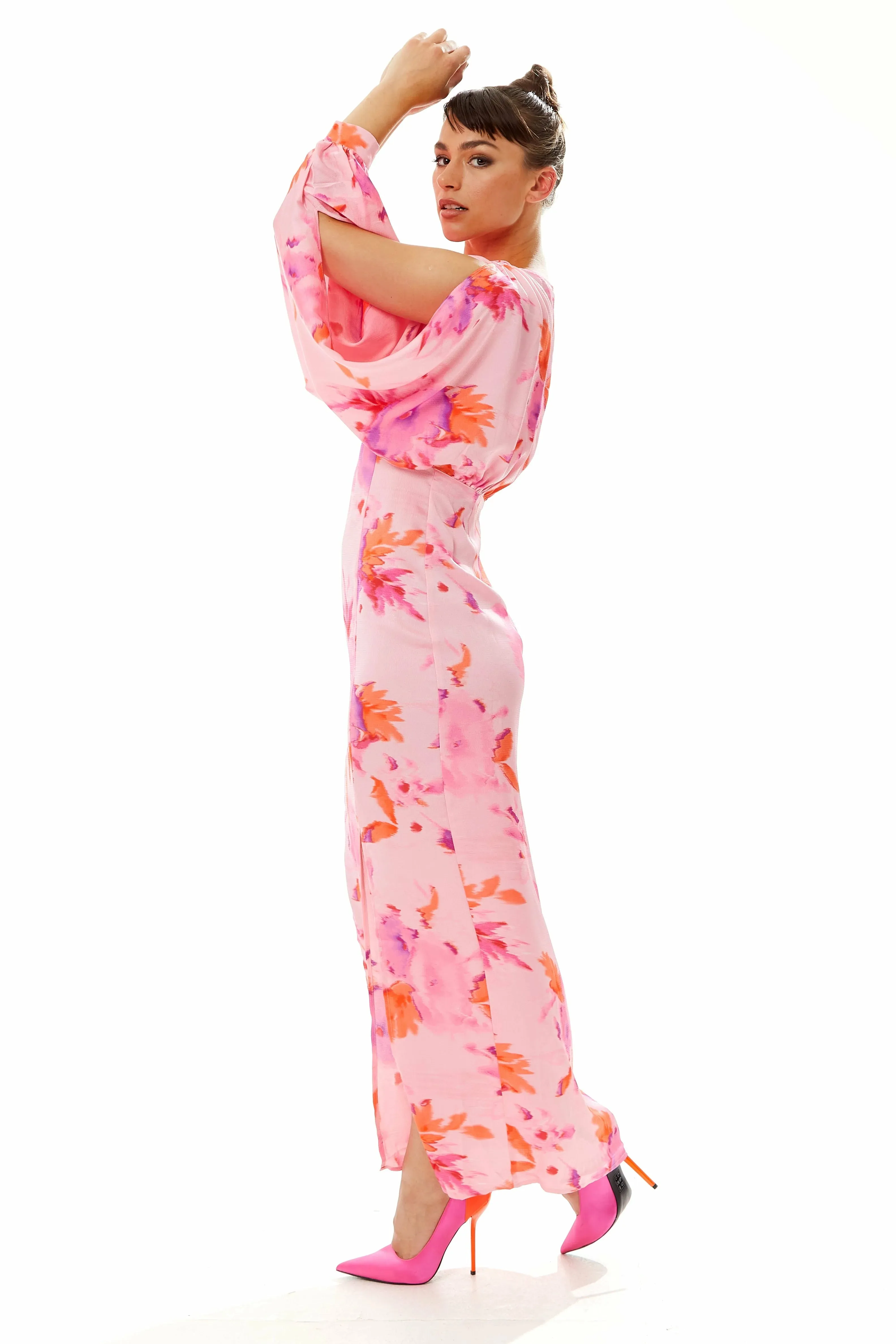 Liquorish Floral Print Maxi Dress In Pink With Sleeve Slits