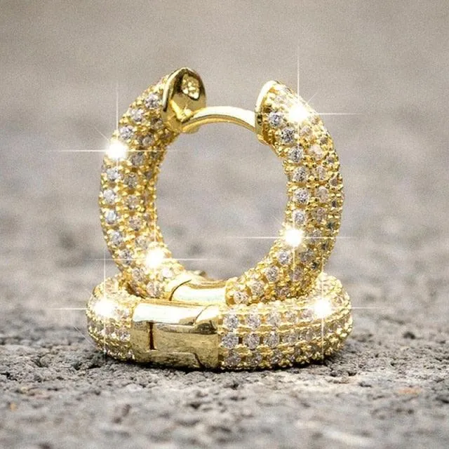 Luxury Women Small Hoop Earrings Dazzling Micro Paved CZ Stones Versatile Female Accessories High Quality Fashion Jewelry