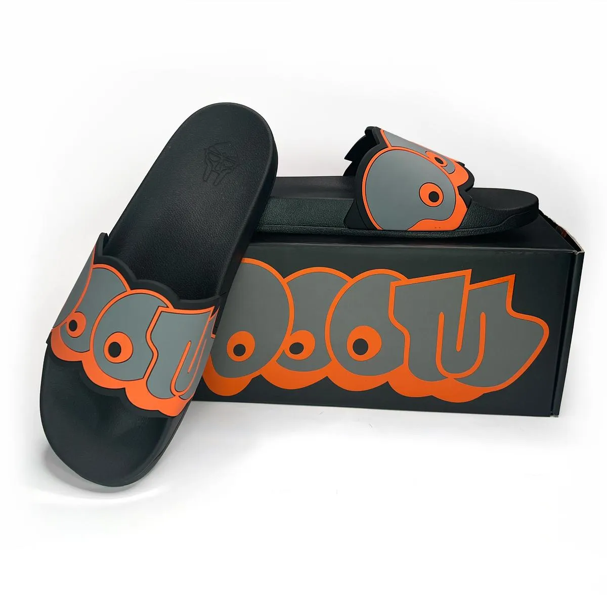 MF DOOM - THROW SLIDES (BLACK)