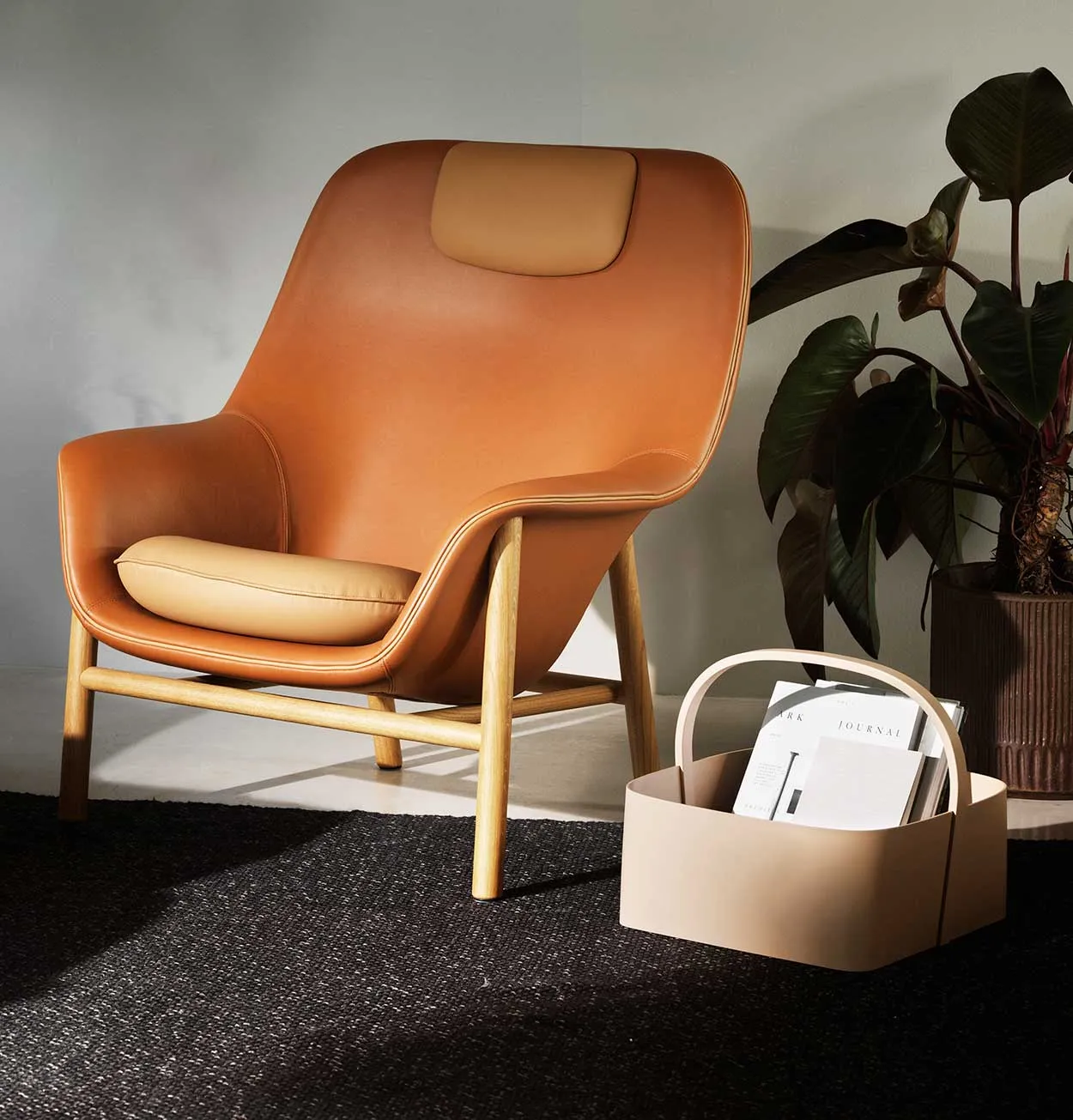 Normann Copenhagen Drape Lounge Chair Low Oak Ultra Leather