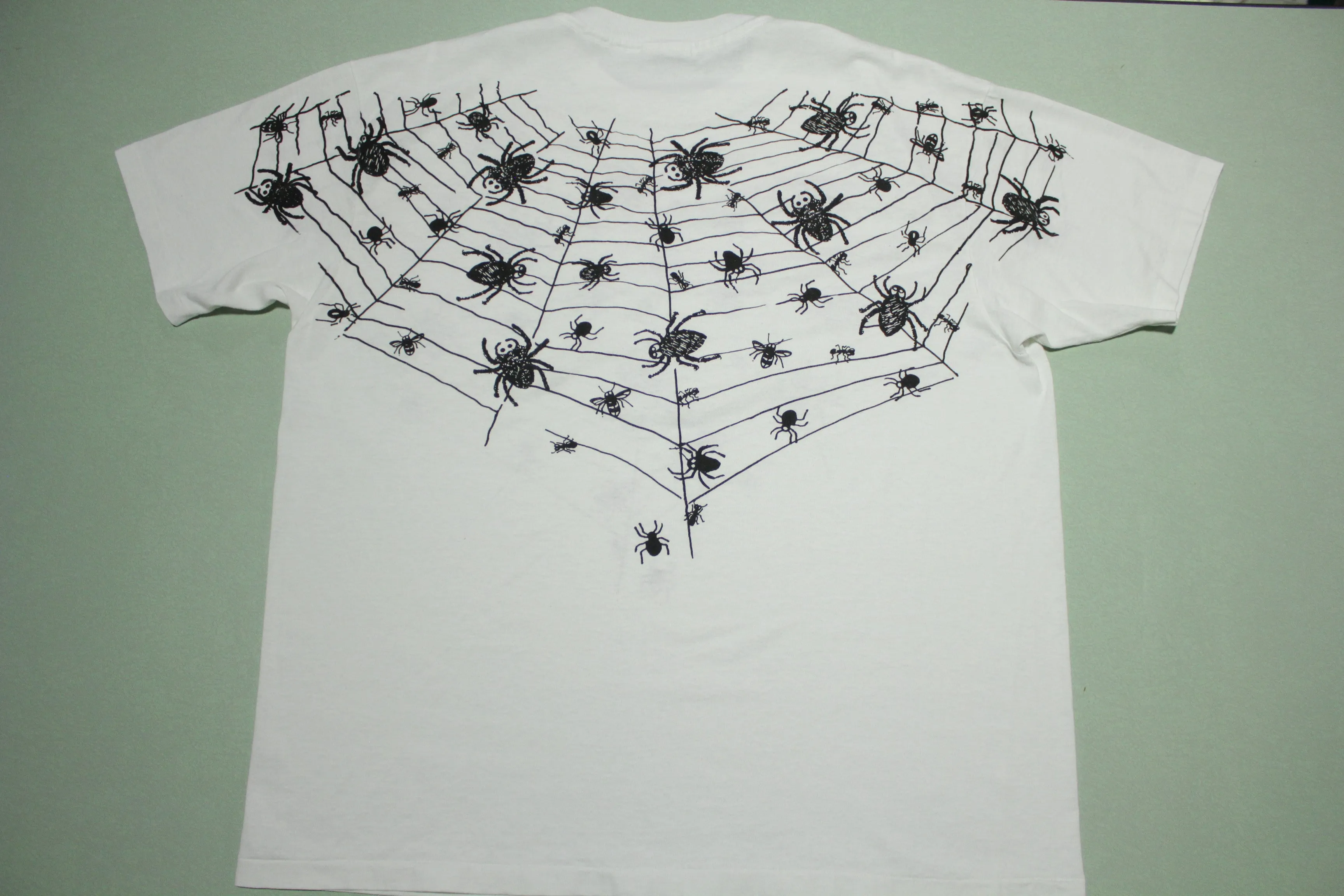 Spider Web Creepy Crawly AOP All Over Print Vintage 80's Hanes Made in USA T-Shirt