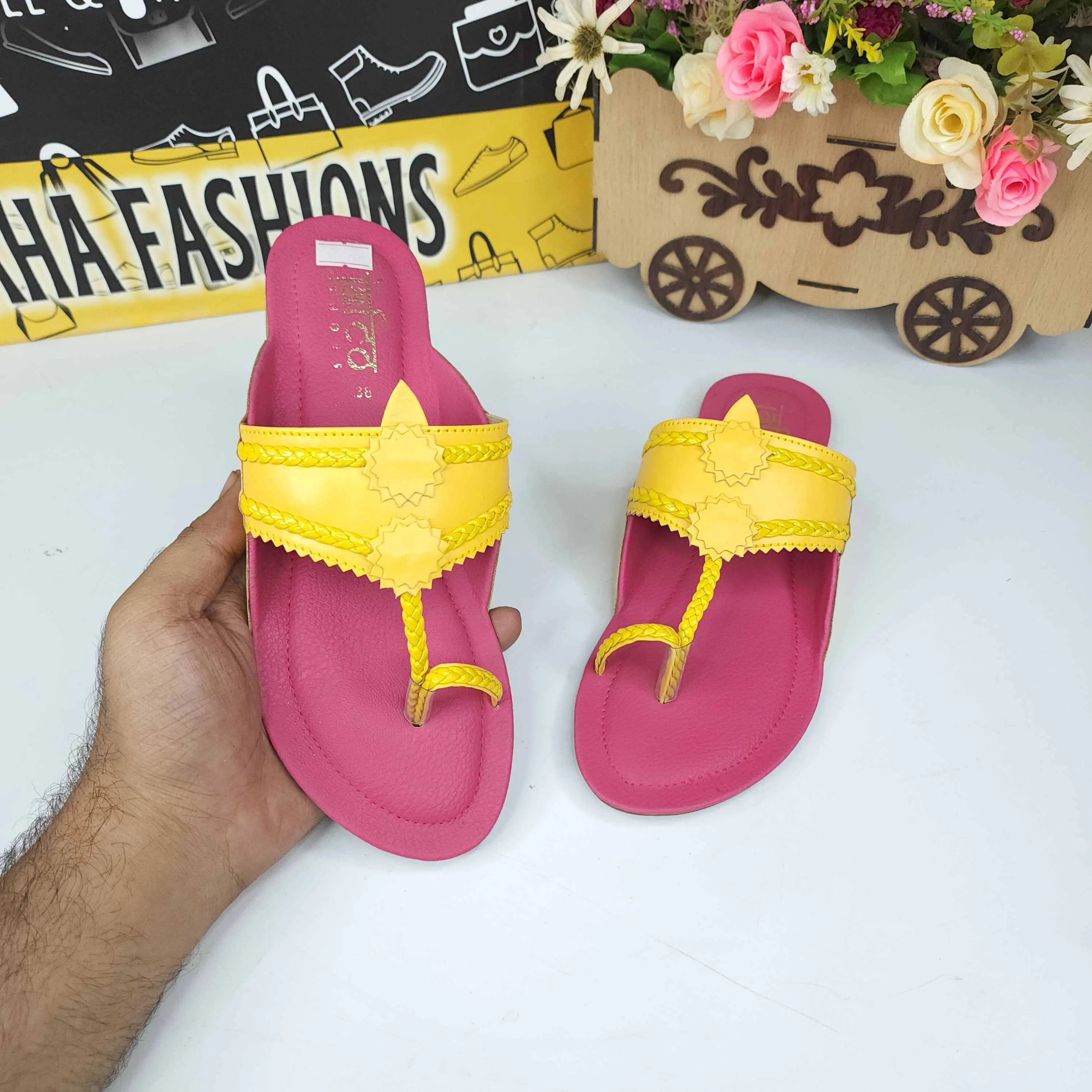 Yellow Pink Twin Color Kolapuri